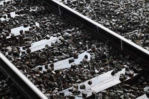 Holttestet találtak Abaligetnél a vasúti alagútban