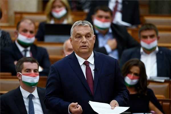 Orbán: az egészségügynek a legrosszabb terhelés kétszeresét is ki kell bírnia