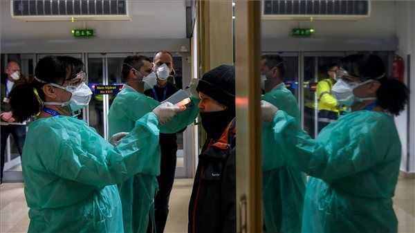 Újabb két koronavírus-fertőzöttet találtak Magyarországon
