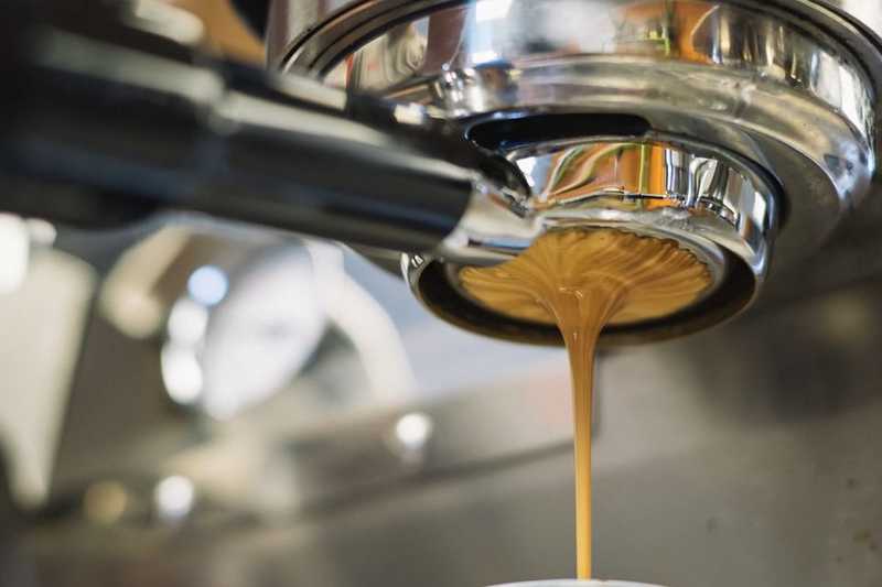 Folytatódik a szarvasi kávéfőző gyártása