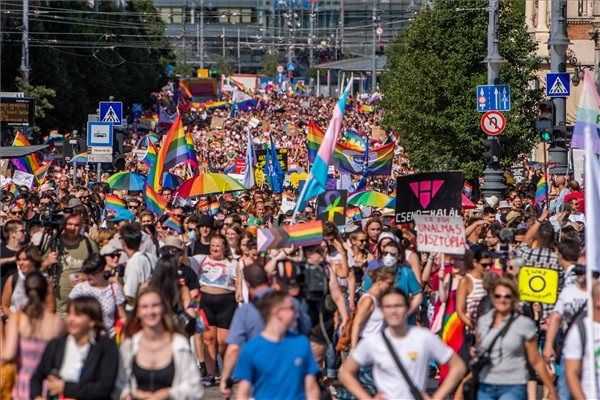 Megtartották szombaton a Budapest Pride felvonulást