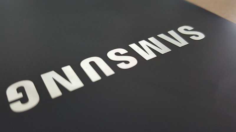 Megvan, mikor dobja piacra a Samsung a hajtogathatós okostelefonját