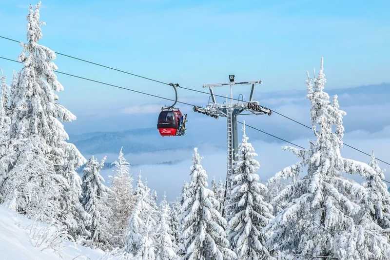 Meghalt egy nő és két kislány egy lavina miatt Olaszországban