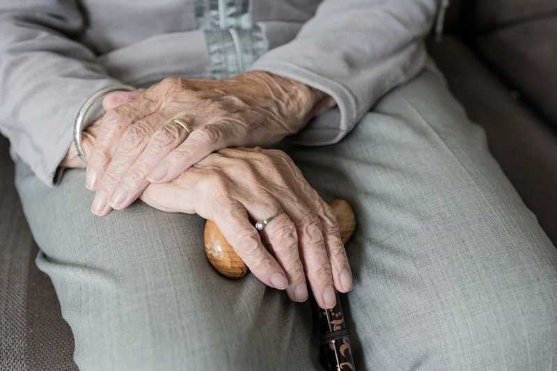 Az idősotthonokban is kiemelten fontos az idősek védelme