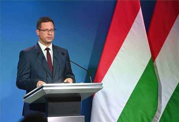 Gulyás: a népszavazás megerősítheti Magyarország pozícióit