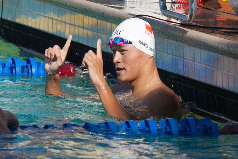 Nyolc évre eltiltották a háromszoros olimpiai bajnok kínai úszót