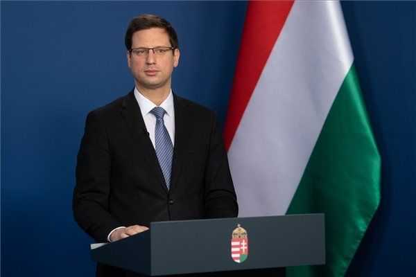 Gulyás: boszorkányüldözés folyik Magyarországgal szemben az EU-ban