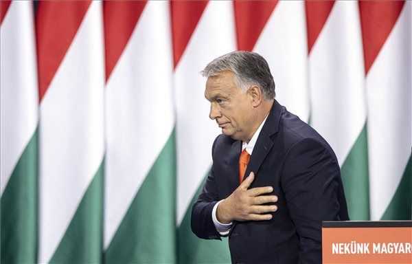 Orbán Viktor azt üzente Jimmy Carternek, hogy a magyarok nem felejtik el, aki visszaszolgáltatta a Szent Koronát