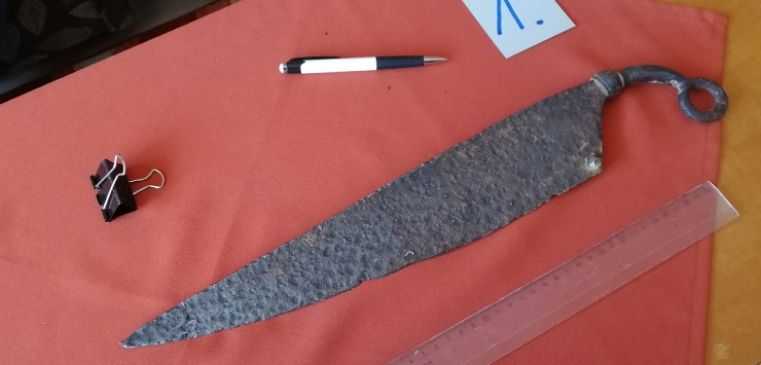 Több ezer éves kelta kést találtak egy szolnoki férfinél