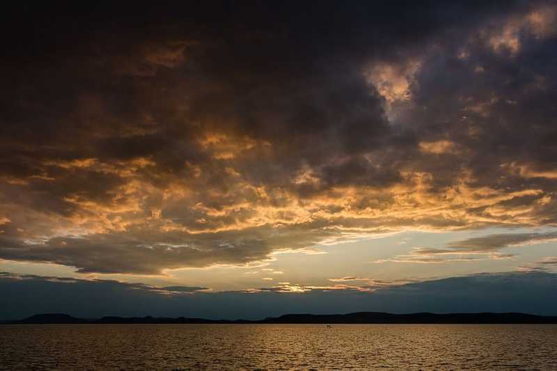 Kirívó bűncselekmények nem történtek, azonban több halálos vízi baleset is volt a Balatonnál