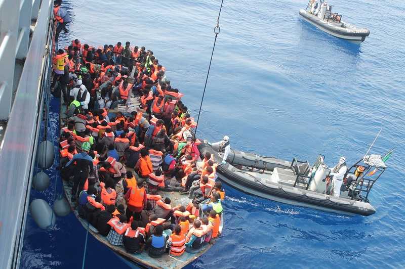 Száznegyven migráns halt meg egy hajóbalesetben