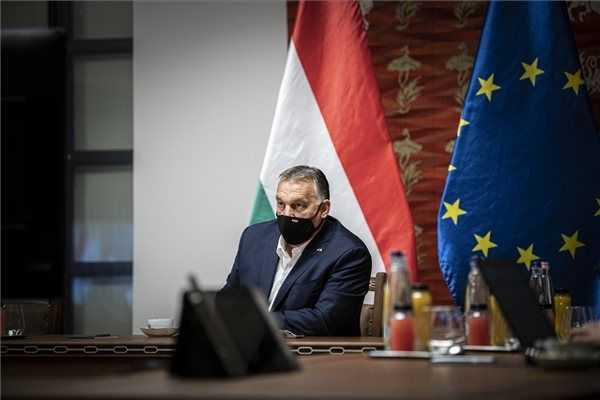 Orbán: teljes mellszélességgel Ausztria polgárai mellett állunk