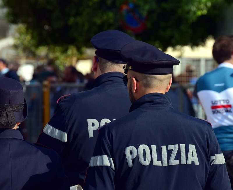 Rakétát foglaltak le Olaszországban egy szélsőjobboldali csoportoknál tartott razzia során