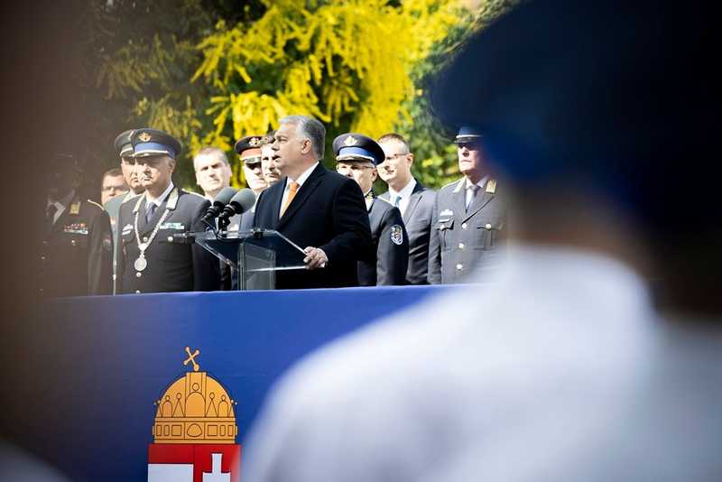 Orbán Viktor: olyan idők jönnek, amikor a gyenge népek elvesznek, az erősek megmaradnak