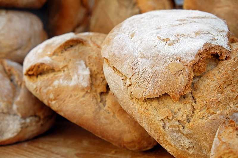 Döbbenetes drágulásnak nézhet elébe a kenyér  