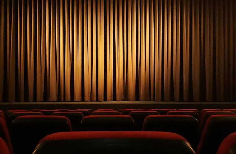 „Erkölcsi határokat átlépő” bánásmód miatt menesztette egy alkalmazottját a Katona József Színház