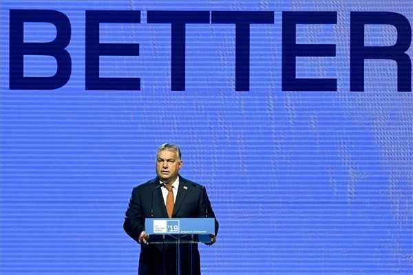 Orbán: Magyarország nagyszerű embert delegált az Európai Bizottságba
