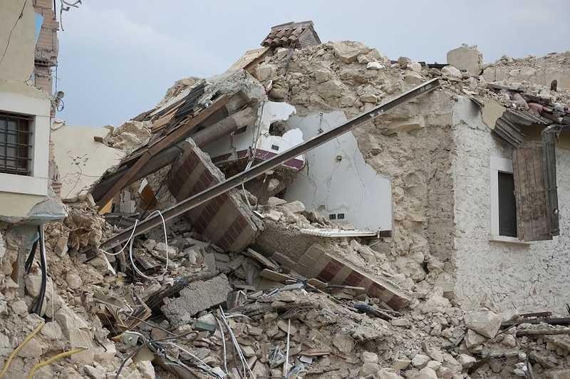Földrengés sújtotta Kínát, legkevesebb tizenketten meghaltak