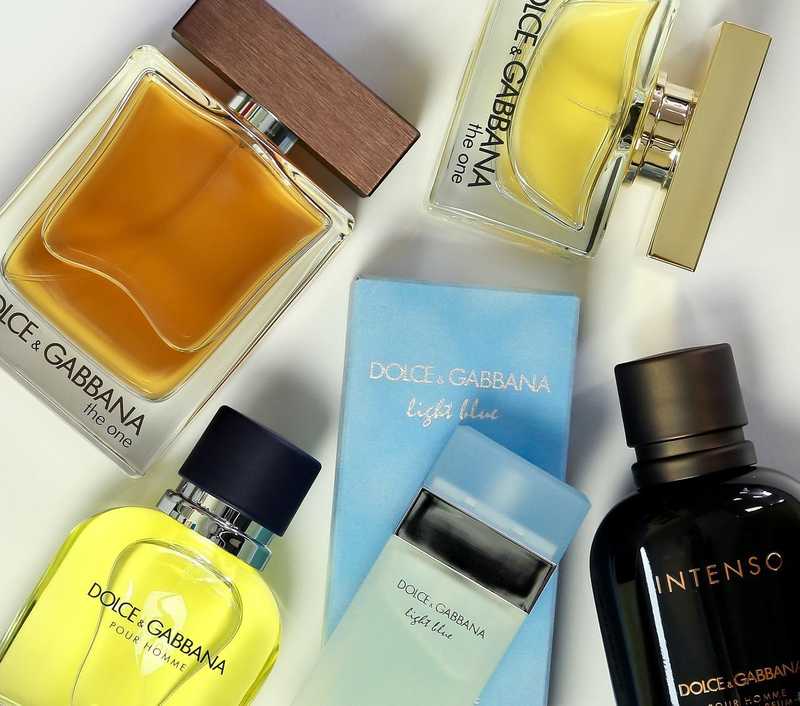 Milyen parfümöt használjunk a nyári melegben?