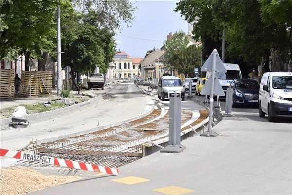 Nagyrészt elkészültek az első tram-train prototípusok