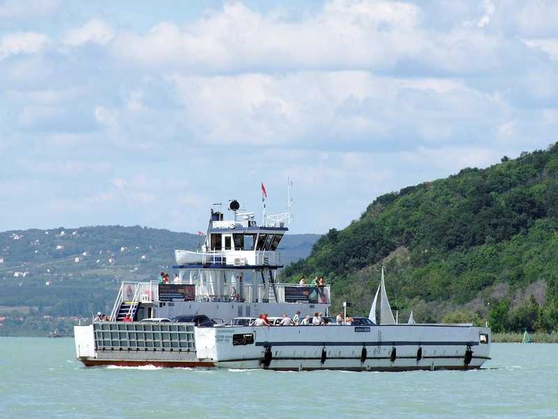 Nem feltétlenül lesznek kevesen idén a Balatonnál