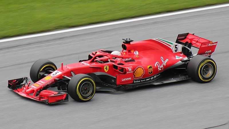 Szingapúri Nagydíj: Vettel több mint egy év után nyert