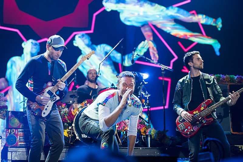 Addig nem turnézik a Coldplay, amíg környezetbarátabbá nem válnak a koncertek