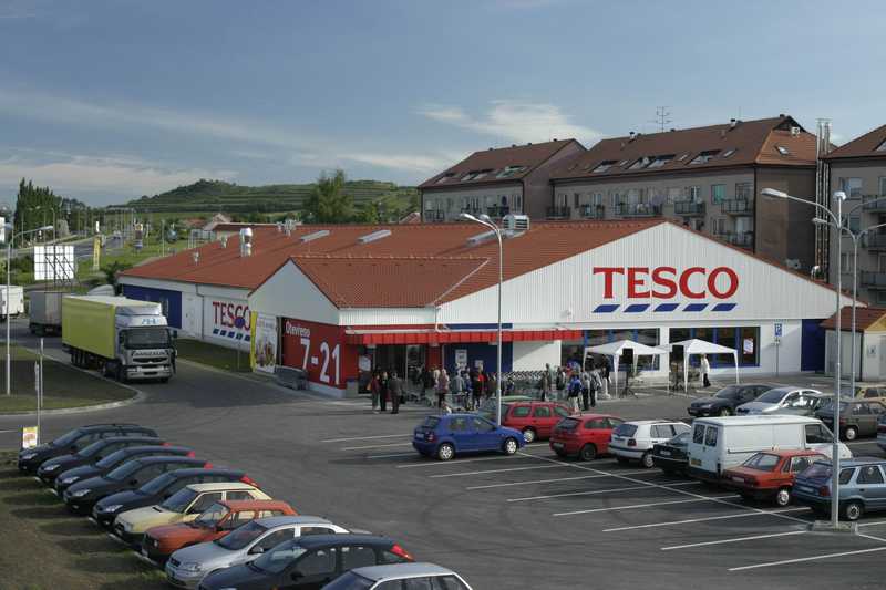 Webáruházat indít a Tesco, a lépés előzménye pedig egy GVH-eljárás