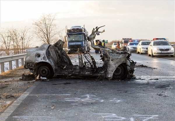 Négyen meghaltak egy balesetben Győrnél 